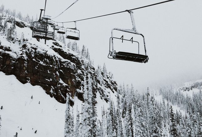 7-Day Colorado Ski Trip for 2 to Support FRC Team 7737